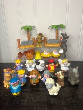 Little people nativity figures and accessories